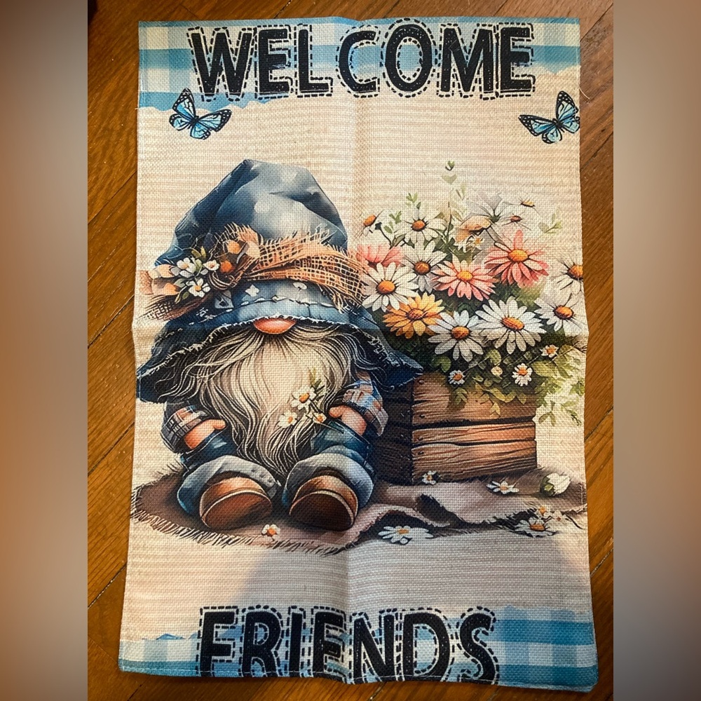 Garden Flag Welcome Friends Gnome 12" x 18" NWOT